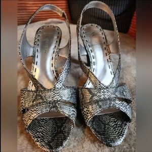 Anne Klein sz 9m high heeled shoes